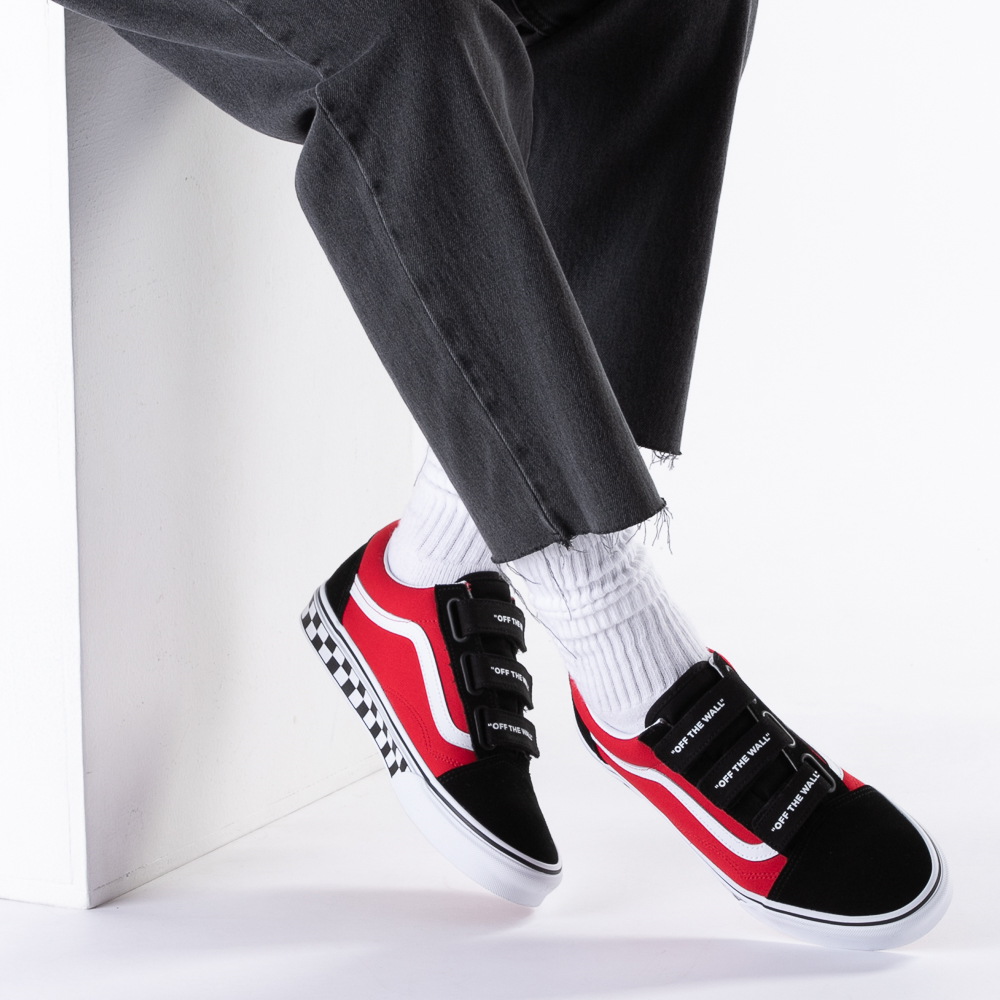Vans Old Skool V Logo Pop Skate Shoe - Red / Black
